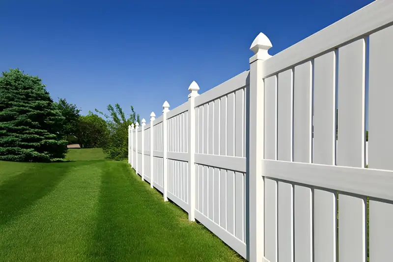 Vinyl Fence Installation (2)